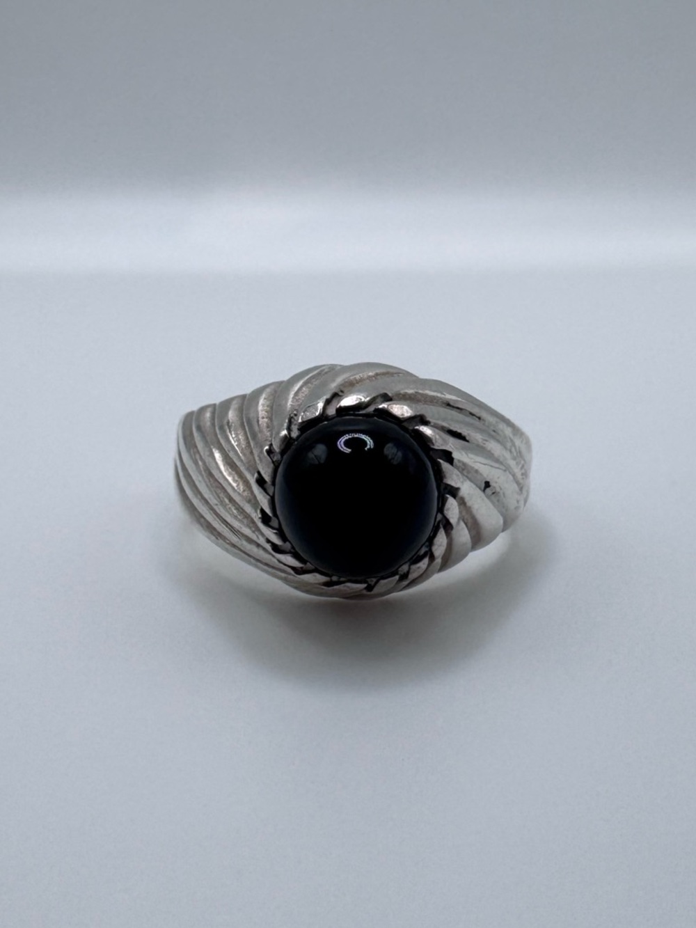 Vintage Sterling Silver 925 Sarah Cov. Black Gemstone Ring Sz 5.5